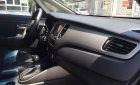 Kia Rondo 2017 - Cần bán lại xe Kia Rondo năm sản xuất 2017, màu xám chính chủ 
