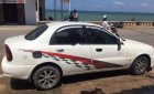 Daewoo Lanos SX  2002 - Bán Daewoo Lanos SX đời 2002, màu trắng, xe gia đình