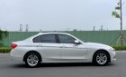 BMW 3 Series 320i 2016 - Bán BMW 320i LCI màu trắng/kem model 2017