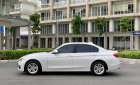 BMW 3 Series 320i 2016 - Bán BMW 320i LCI màu trắng/kem model 2017