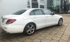 Mercedes-Benz E class E250 2017 - Mercedes E250 màu trắng qua sử dụng chính hãng, Chỉ 800tr nhận xe ngay