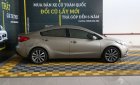 Kia K3 1.6MT 2015 - Bán Kia K3 1.6MT năm sản xuất 2015, màu vàng, 438tr