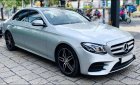 Mercedes-Benz E class E300 2017 - Xe E300 gia đình cần bán, đi cực ít, xe giữ kỹ, hỗ trợ vay vôn ngân hàng