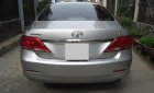 Toyota Camry 2.4G 2011 - Bán Toyota Camry 2.4G tự động, màu bạc 2011, xe đi ít