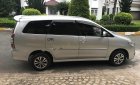 Toyota Innova 2.0E 2016 - Bán Toyota Innova 2.0E đời 2016, màu bạc