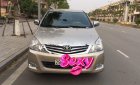 Toyota Innova 2.0G 2010 - Chính chủ bán Toyota Innova 2.0G sản xuất 2010, màu vàng cát