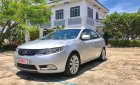 Kia Forte  1.6AT   2013 - Cần bán Kia Forte 1.6AT đời 2013, màu bạc, giá tốt