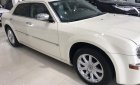 Chrysler 300 2010 - Bán ô tô Chrysler 300 2010, màu trắng, xe nhập, giá tốt