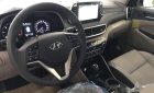 Hyundai Tucson Facelif  2019 - Bán xe Hyundai Tucson Facelif 2019, màu đen, xe giao ngay