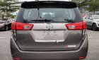 Toyota Innova 2.0E 2019 - Cần bán Toyota Innova 2.0E đời 2019, màu bạc