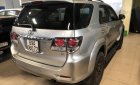 Toyota Fortuner 2015 - Bán Toyota Fortuner 2.7V AT năm sản xuất 2015, màu bạc, giá 749tr