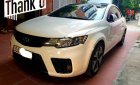 Kia Forte Koup 2010 - Bán Kia Forte Koup đời 2010, màu trắng, nhập khẩu