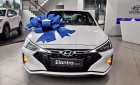 Hyundai Elantra 2019 - Bán Hyundai Elantra 1.6MT đời 2019, màu trắng giao ngay - Hyundai Tiền Giang 0972537047