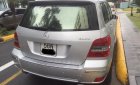 Mercedes-Benz GLK Class 2009 - Cần bán Mercedes GLK 300 4Matic sản xuất năm 2009, màu bạc, 580tr