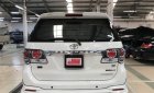 Toyota Fortuner 2.7V TRD 2016 - Bán Fortuner 2.7TRD 2016, màu trắng, máy xăng, tự động, 900tr (còn thương lượng). Liên hệ Trung 0789 212 979 để được giảm giá tốt