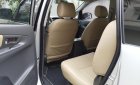 Toyota Innova E 2013 - Bán xe Toyota Innova E năm 2013, màu bạc còn mới