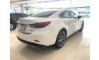 Mazda 6  2.0 AT 2018 - Bán Mazda 6 2.0 AT 2018, màu trắng, odo 27.000 km. Hotline: 0985.190491 Ngọc