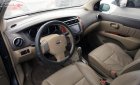 Nissan Grand livina 2010 - Cần bán Nissan Grand livina đời 2010, màu nâu xe gia đình, giá tốt