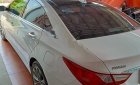 Hyundai Sonata 2011 - Gia đình bán Hyundai Sonata đời 2011, màu trắng, nhập khẩu