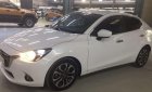 Mazda 2 2016 - Bán ô tô Mazda 2 đời 2016, màu trắng giá cạnh tranh