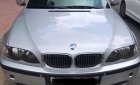 BMW 3 Series 318i 2005 - Bán BMW 3 Series 318i năm 2005, màu bạc, xe nhập, giá 260tr