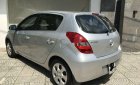 Hyundai i20 2011 - Bán Hyundai i20 năm sản xuất 2011, màu bạc, xe nhập chính hãng