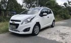 Chevrolet Spark   LT MT 2014 - Cần bán Chevrolet Spark LT MT năm sản xuất 2014, màu trắng xe gia đình, giá chỉ 225 triệu