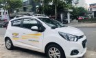 Chevrolet Spark  LT  2018 - Cần bán gấp Chevrolet Spark LT năm sản xuất 2018, màu trắng