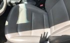 Hyundai Elantra   2017 - Bán Hyundai Elantra đời 2017, màu trắng, xe còn mới