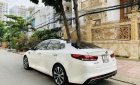 Kia Optima 2018 - Bán Kia Optima GTline sản xuất năm 2018, màu trắng còn mới, giá tốt