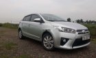 Toyota Yaris 2015 - Cần bán Toyota Yaris G đời 2015, màu bạc, nhập khẩu xe gia đình