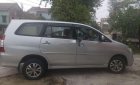 Toyota Innova 2015 - Bán Toyota Innova năm 2015, màu bạc, số sàn