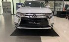 Mitsubishi Outlander 2.0 CVT Premium 2019 - Bán Mitsubishi Outlander 2019, màu trắng, xe lắp ráp 3 cục linh kiện 100% nhập khẩu từ Nhật Bản