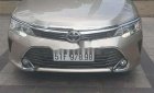 Toyota Camry   2016 - Cần bán lại xe Toyota Camry đời 2016, xe đẹp gia đình đi