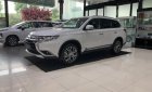 Mitsubishi Outlander 2.0 CVT Premium 2019 - Bán Mitsubishi Outlander 2019, màu trắng, xe lắp ráp 3 cục linh kiện 100% nhập khẩu từ Nhật Bản