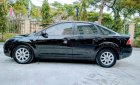 Ford Focus 2005 - Cần bán xe Ford Focus sản xuất năm 2005, màu đen xe nguyên bản