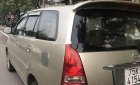 Toyota Innova 2006 - Bán xe Toyota Innova năm sản xuất 2006 xe gia đình, 295 triệu