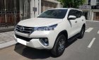 Toyota Fortuner 2017 - Bán ô tô Toyota Fortuner AT năm sản xuất 2017, màu trắng, xe nhập số tự động, giá tốt