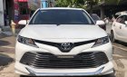 Toyota Camry   2019 - Cần bán Toyota Camry 2019, màu bạc, nhập khẩu