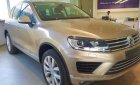 Volkswagen Touareg 2016 - Bán Volkswagen Touareg năm sản xuất 2016 xe nội thất đẹp