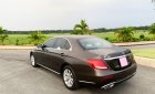 Mercedes-Benz E class E200 2017 - Bán ô tô Mercedes E200 sản xuất 2017, màu nâu còn mới