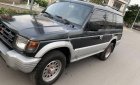 Mitsubishi Pajero 3.0 2002 - Bán Mitsubishi Pajero 3.0 năm 2002, màu xám số sàn, giá tốt