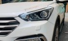 Hyundai Santa Fe 2.4L 4WD 2017 - Cần bán Hyundai Santa Fe 2.4 2017, màu trắng xe gia đình