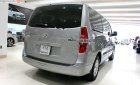 Hyundai Grand Starex 2012 - Bán Hyundai Grand Starex 2.5 MT 2012, nhập khẩu số sàn, giá cạnh tranh