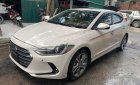 Hyundai Elantra 2017 - Bán xe cũ Hyundai Elantra 2.0 AT đời 2017, màu trắng