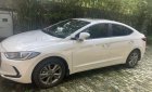 Hyundai Elantra 2018 - Bán Hyundai Elantra 1.6 AT năm sản xuất 2018, màu trắng, chính chủ 