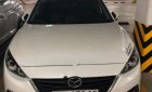 Mazda 323F 2016 - Cần bán gấp Mazda 323F đời 2016, màu trắng, nhập khẩu nguyên chiếc chính chủ