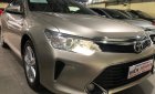 Toyota Camry 2017 - Bán Toyota Camry 2.5Q đời 2017, màu vàng như mới, 990 triệu