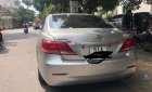 Toyota Camry 2010 - Cần bán Toyota Camry đời 2010, màu bạc còn mới