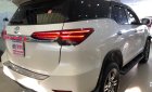 Toyota Fortuner   2019 - Bán xe Toyota Fortuner 2.7V 4x2 AT sản xuất 2019, màu trắng, xe nhập  